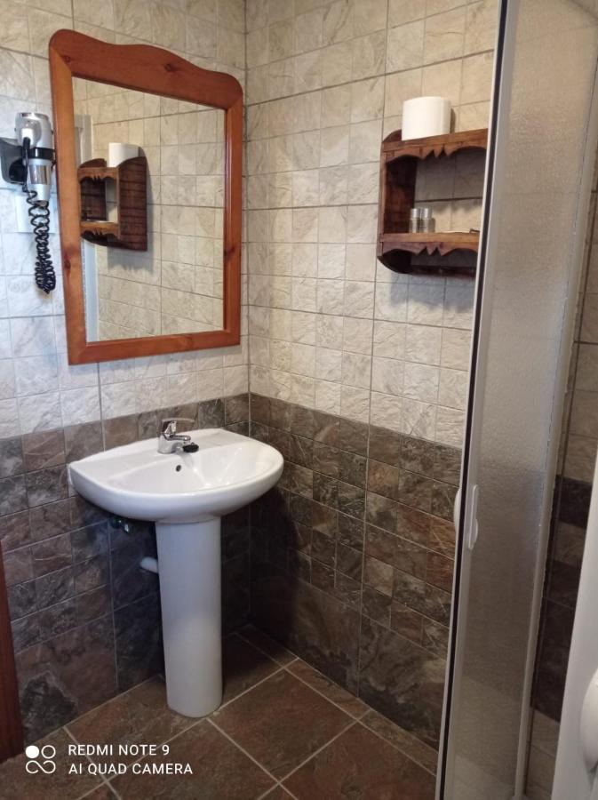 Hostal El Hayedo カンタロハス エクステリア 写真